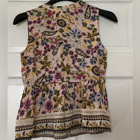 Anthropologie floral péplum top - Picture 4 of 5